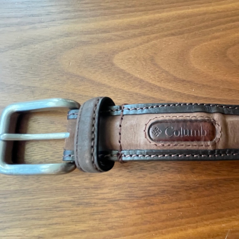Columbia Genuine Leather Belt Size 36 (Brown/Tan)